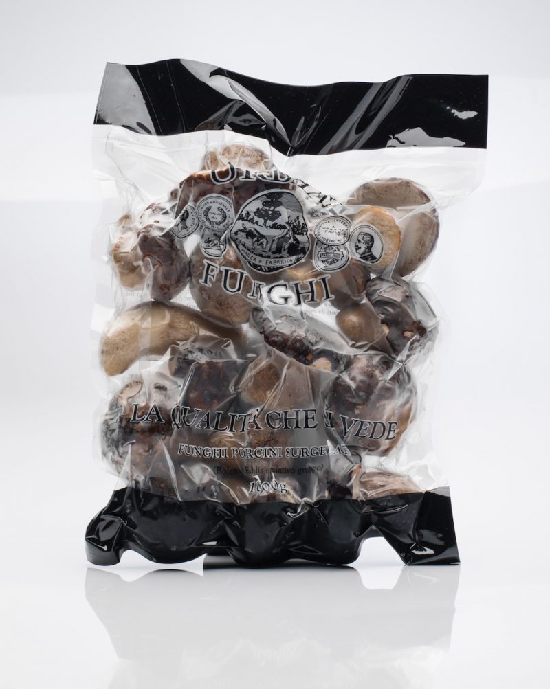 423. fungo porcino intero